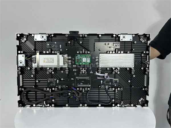 ma600 cabinet inside 2