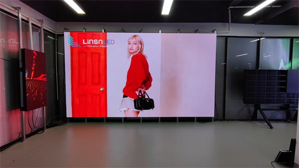 ma600 indoor led screen customer case 3