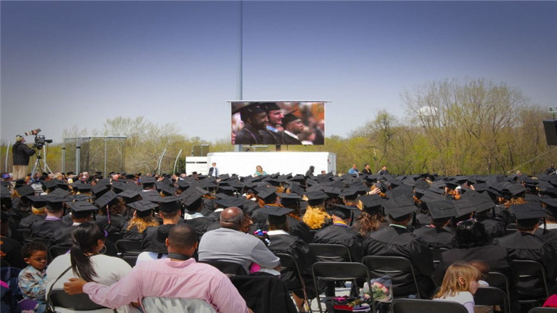 outdoor LED disply rental for graduation